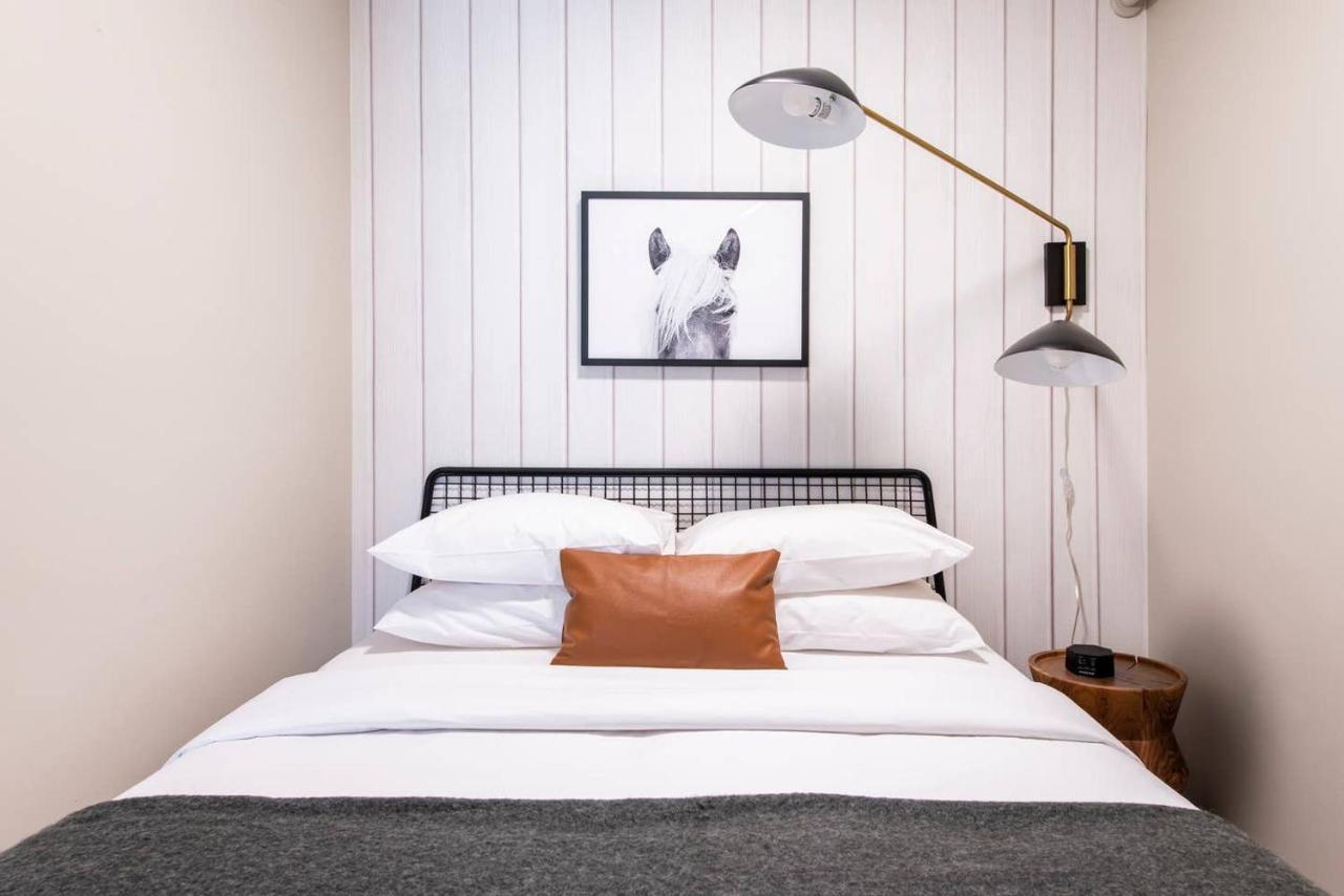 Abode Vue At 3Rd Downtown Loft Style Suite + Sleeper Sofa ลุยส์วิลล์ ภายนอก รูปภาพ
