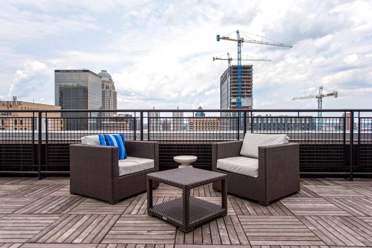 Abode Vue At 3Rd Downtown Loft Style Suite + Sleeper Sofa ลุยส์วิลล์ ภายนอก รูปภาพ