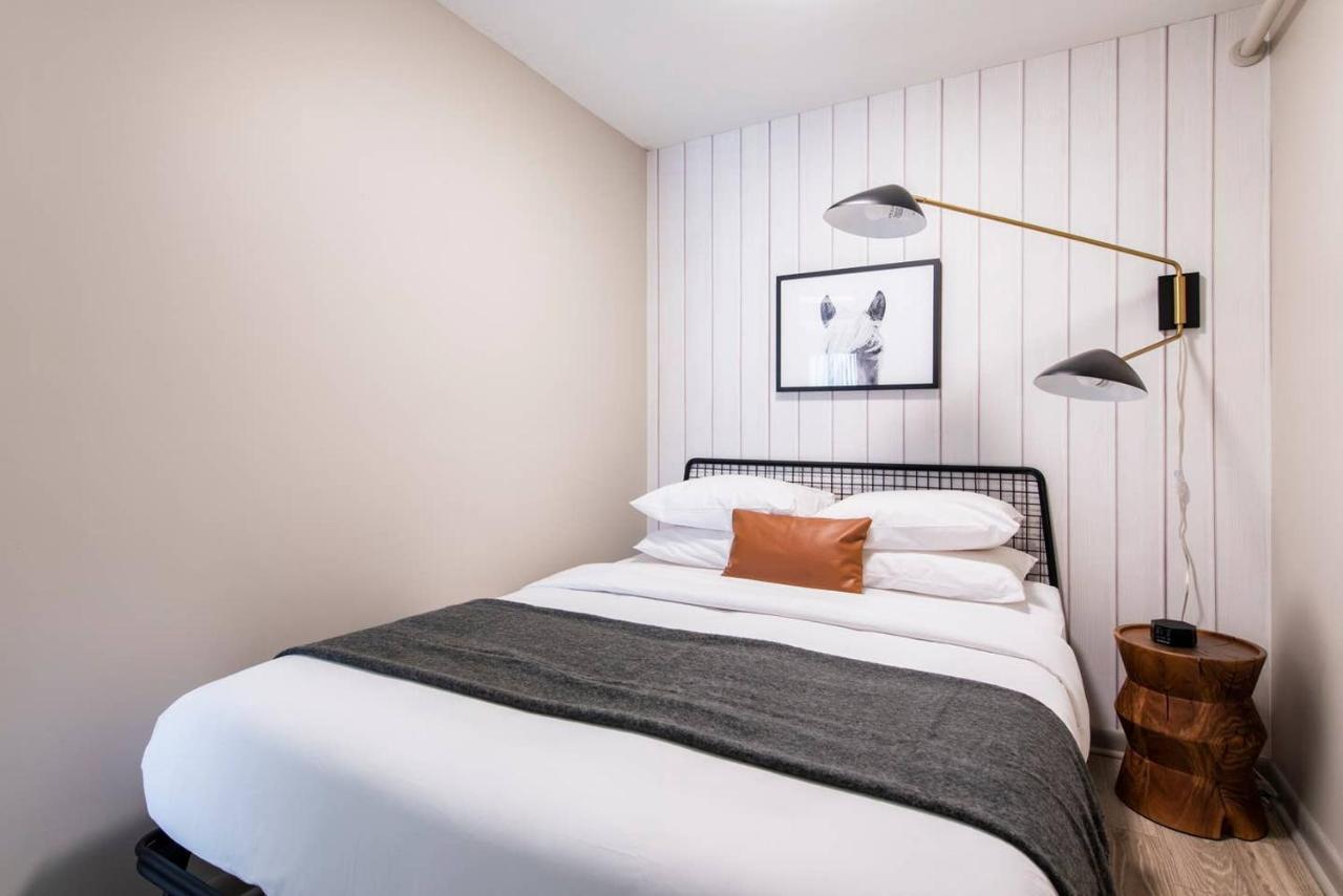 Abode Vue At 3Rd Downtown Loft Style Suite + Sleeper Sofa ลุยส์วิลล์ ภายนอก รูปภาพ